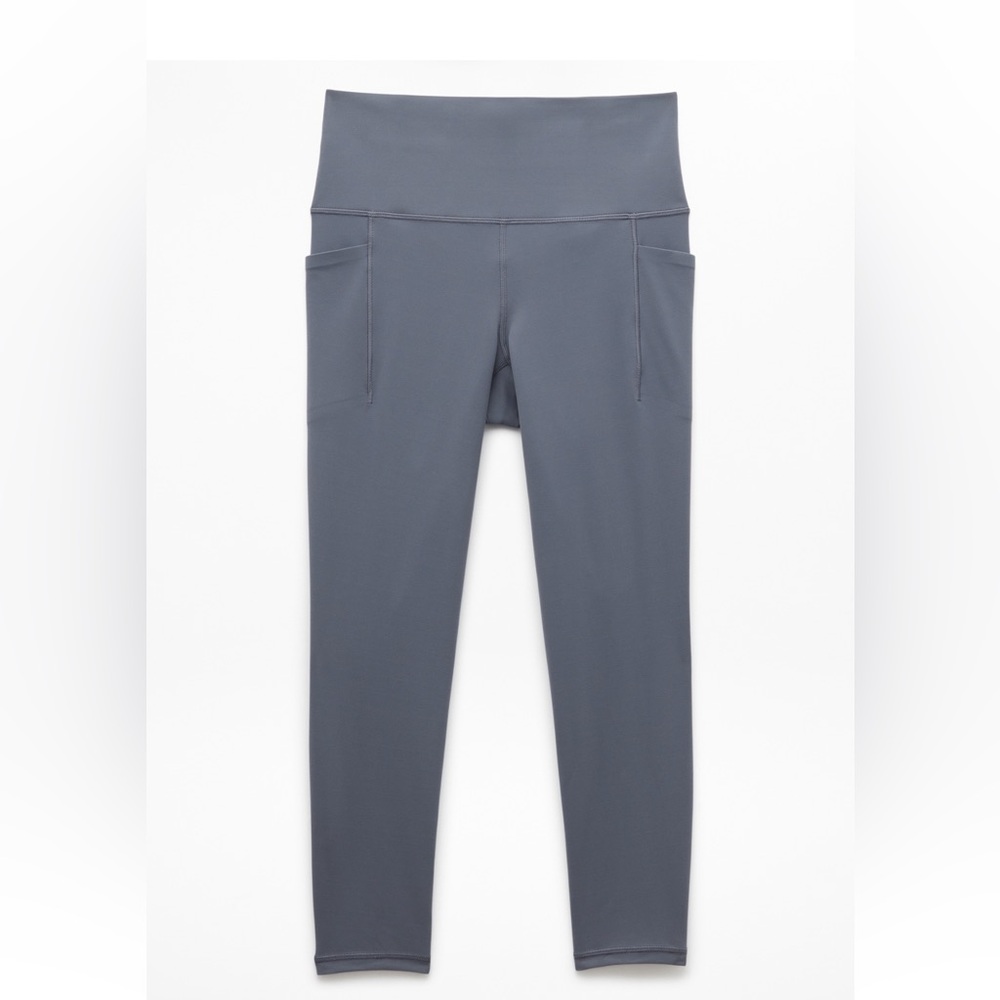Athleta Salutation Stash pocket 7/8 Tight Leggings color Slate Size Small